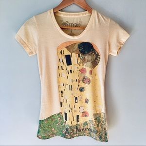 🎨 Doe for Delia’s Art Nouveau Graphic Tee